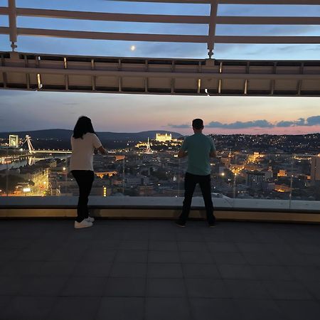 Sag Sky Park Residence Free Parking And Wi-Fi Bratislava Bagian luar foto