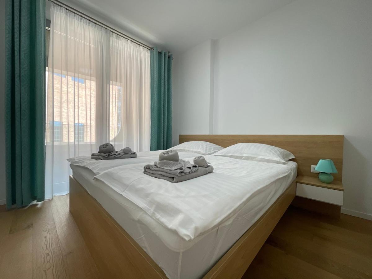 Sag Sky Park Residence Free Parking And Wi-Fi Bratislava Bagian luar foto