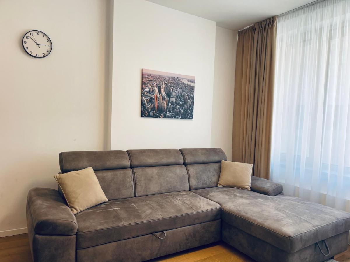 Sag Sky Park Residence Free Parking And Wi-Fi Bratislava Bagian luar foto